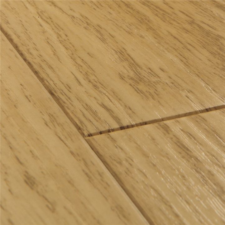 Laminat de stejar lăcuit natural