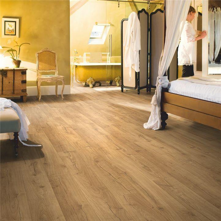 Laminat de stejar clasic, nuanta naturala - Madew Decor - Finisaje pentru casa ta 