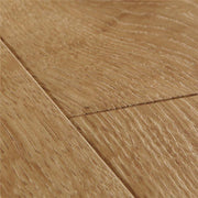 Laminat de stejar clasic, nuanta naturala - Madew Decor - Finisaje pentru casa ta 