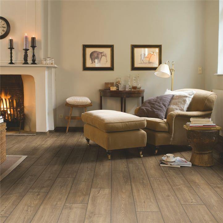 Laminat de stejar raschetat, nuanta naturala - Madew Decor - Finisaje pentru casa ta 