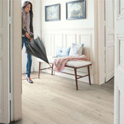 Laminat de stejar mat, nuanta deschisa - Madew Decor - Finisaje pentru casa ta 